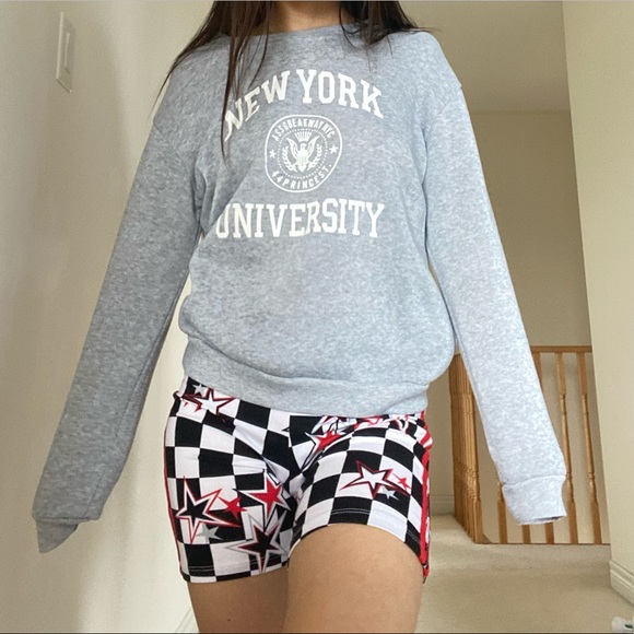 *SOLD* New York University Sweater - Picture 3 of 3